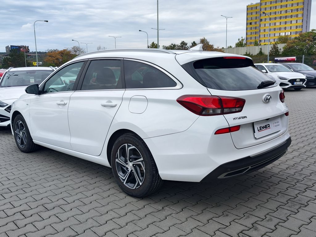 hyundai-i30-1-5-t-gdi-117kw-smart-navi - 6