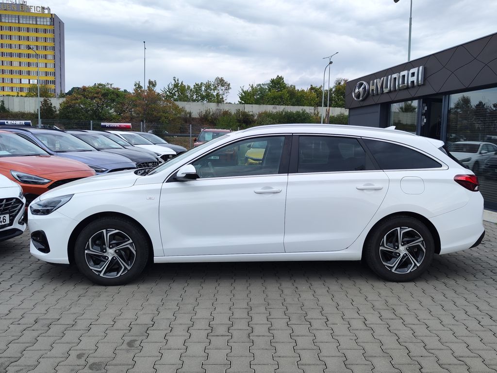 hyundai-i30-1-5-t-gdi-117kw-smart-navi - 7