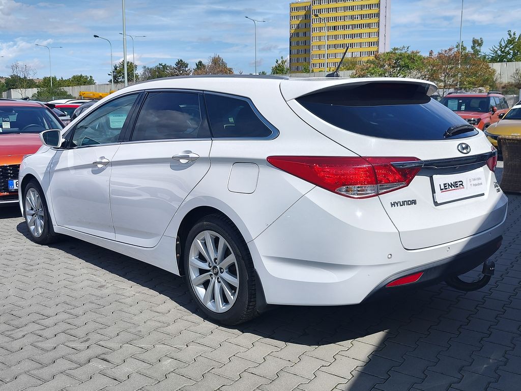 hyundai-i40-1-7-crdi-100kw-experience-at - 6