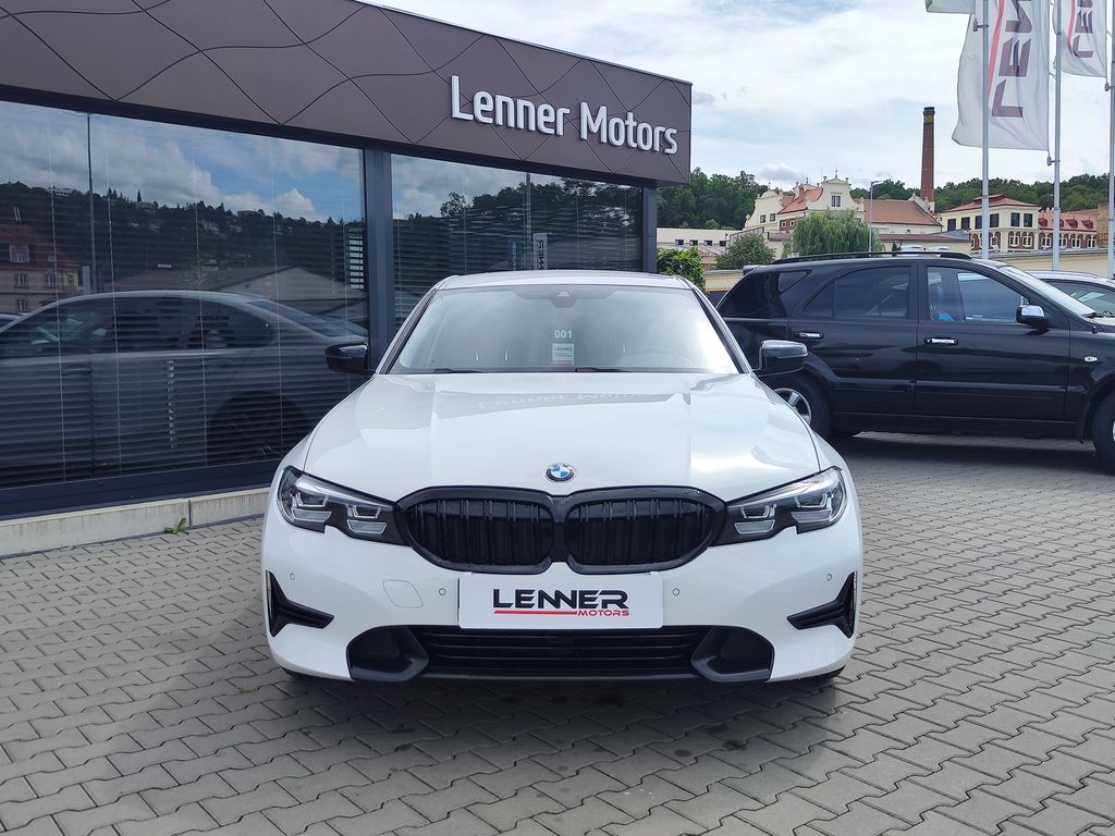 bmw-rada-3-2-0-320i-135kw-sport-line-at - 1