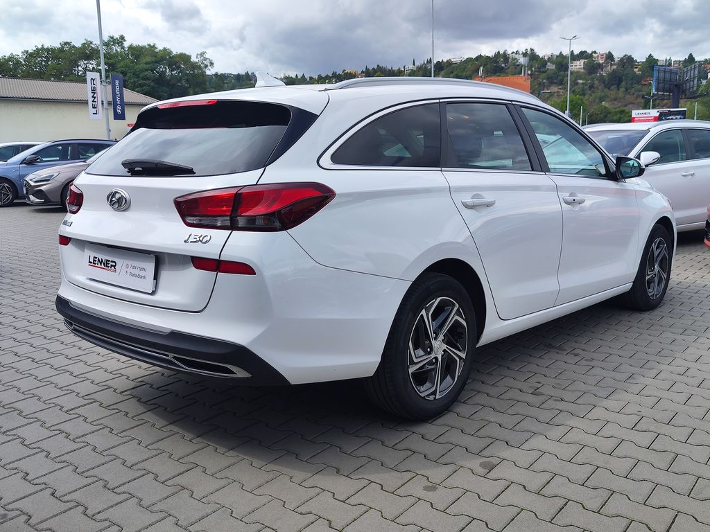 hyundai-i30-1-0-t-gdi-88kw-smart-dct - 4