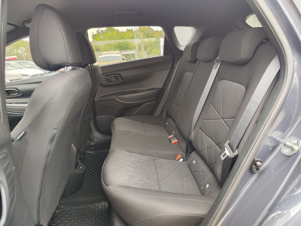 hyundai-bayon-1-2i-62kw-play-climate - 9
