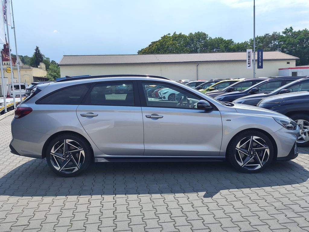 hyundai-i30-1-5-t-gdi-103kw-n-line-dct - 3
