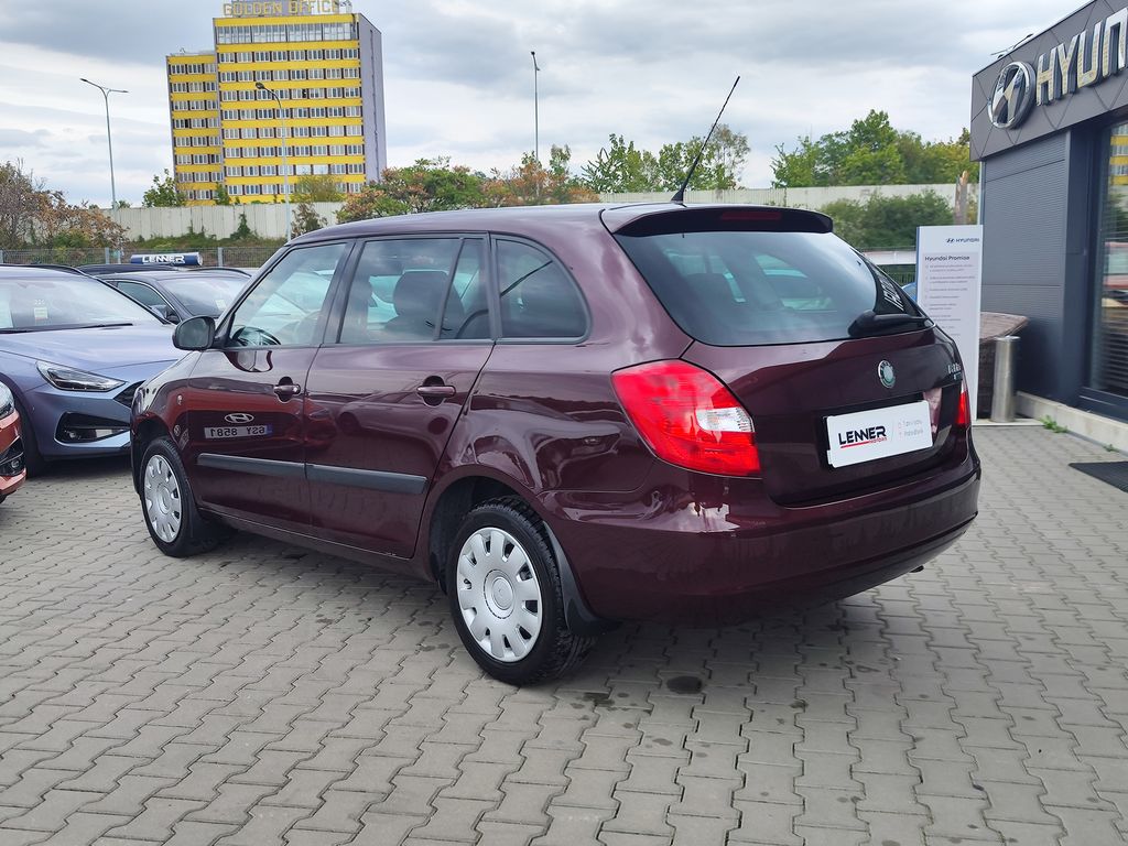 skoda-fabia-1-4-16v-63kw-sport - 6