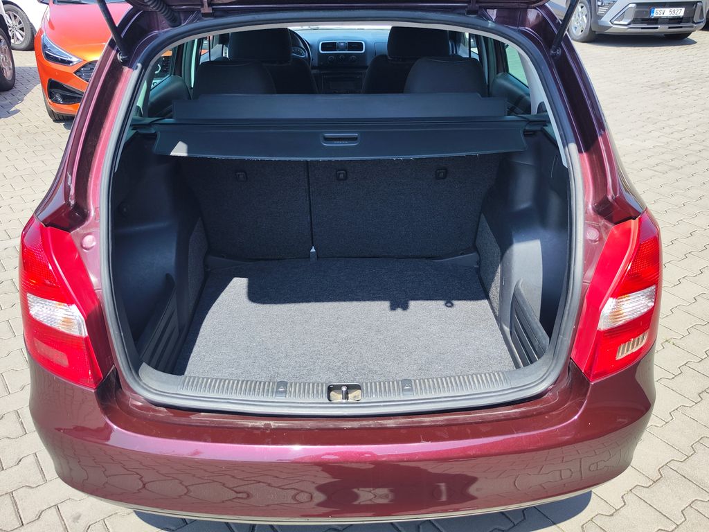 skoda-fabia-1-4-16v-63kw-sport - 8