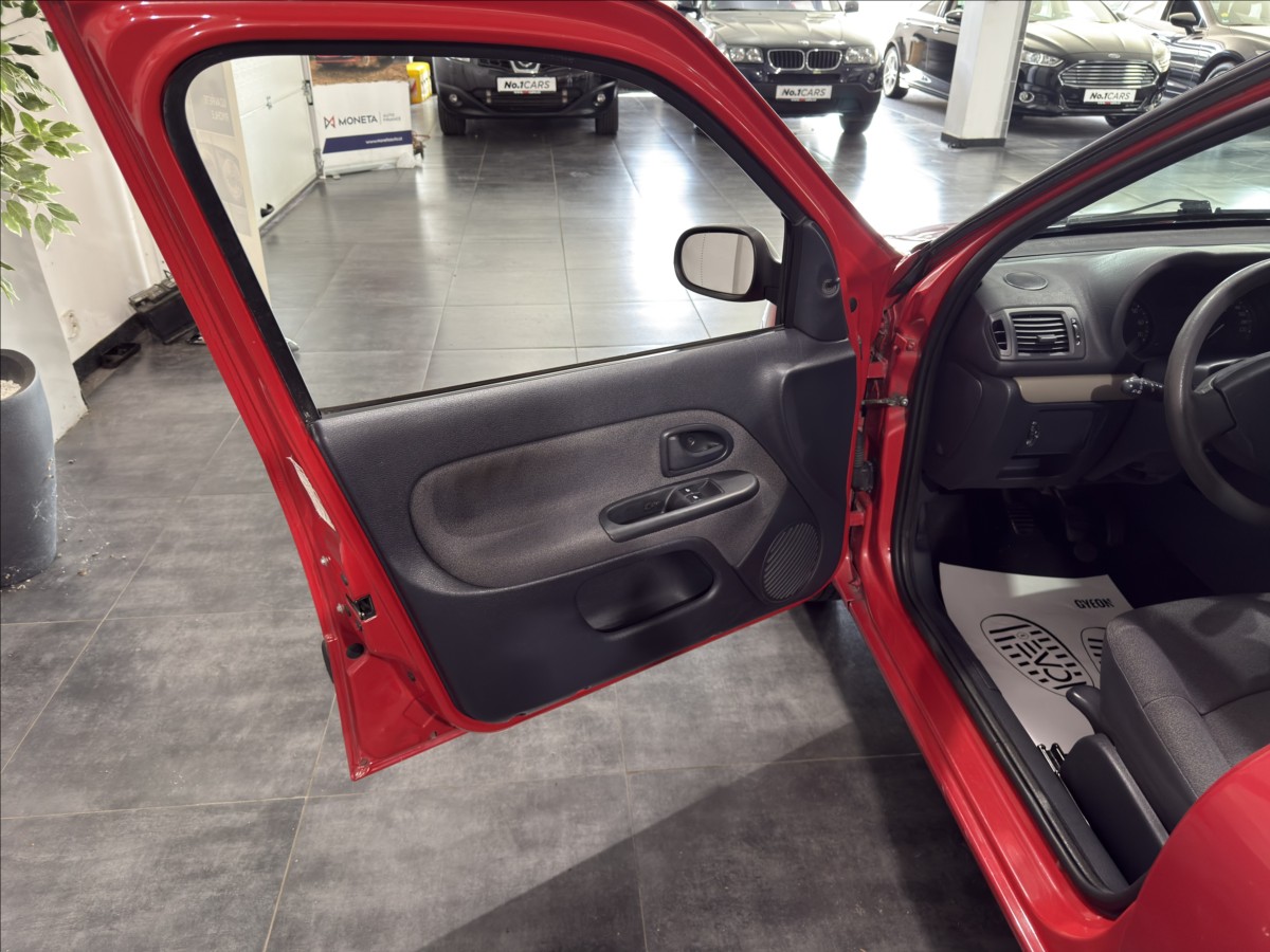 renault-clio-1-2-i-135-000km-zadni-cidla-cr - 5