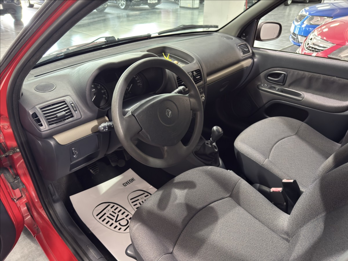 renault-clio-1-2-i-135-000km-zadni-cidla-cr - 6