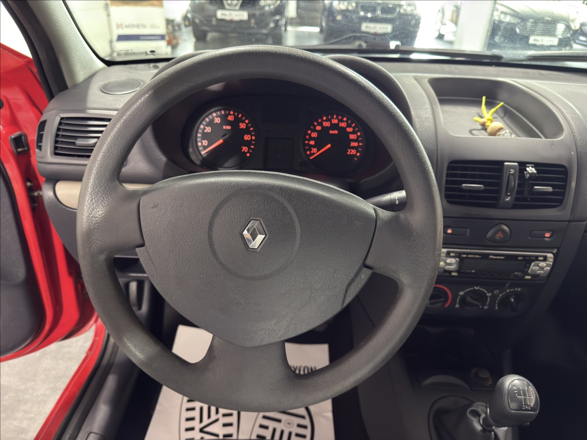 renault-clio-1-2-i-135-000km-zadni-cidla-cr - 7