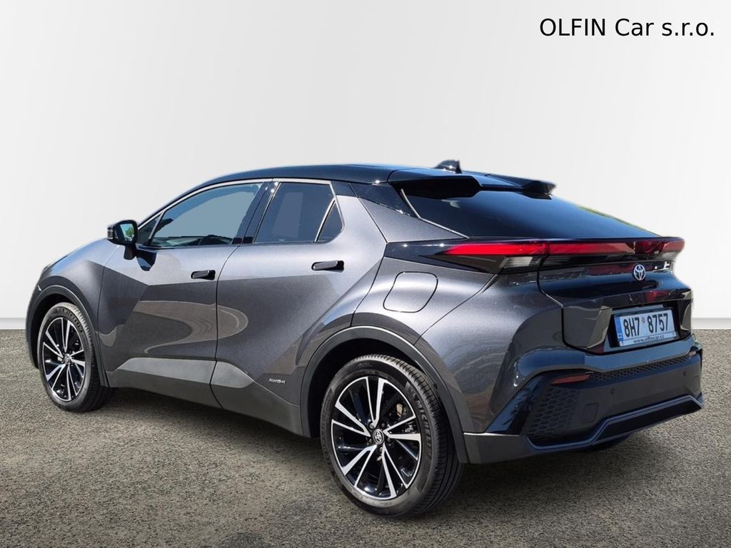 toyota-c-hr-2-0-hev-awd-executive - 6