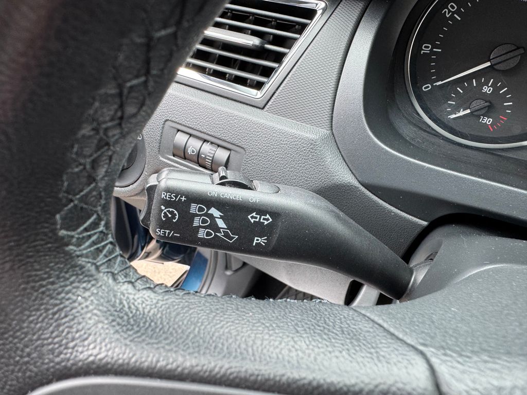 skoda-rapid-1-2-tsi-elegance - 9