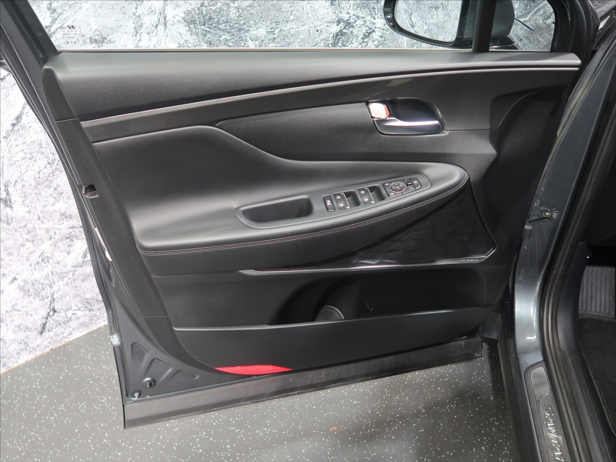 hyundai-santa-fe-2-2-crdi-smart-1-majitel-cz - 6
