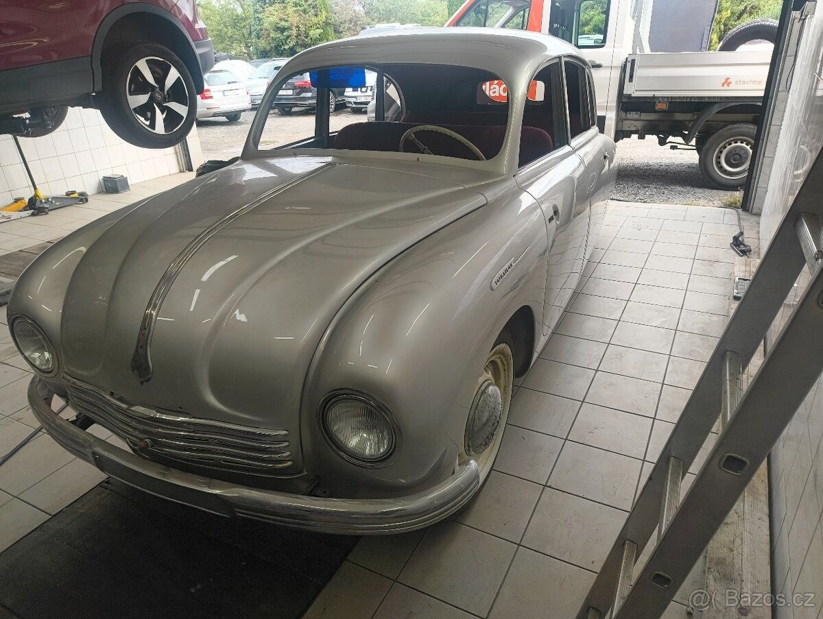 Tatra 600 Tatraplan