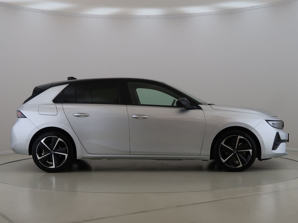 opel-astra-1-2-96kw-gs-automat-st - 3