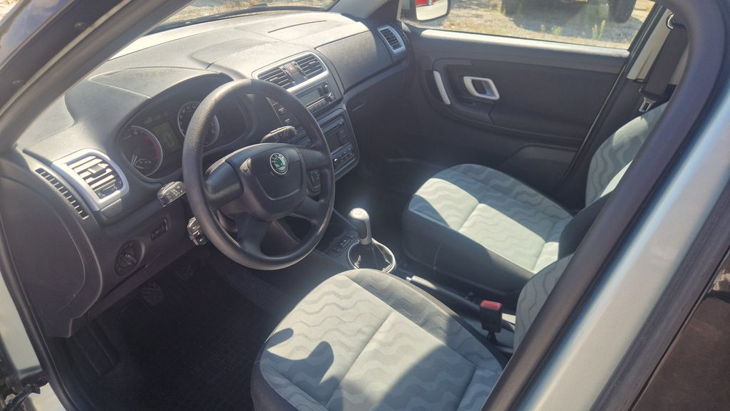 skoda-fabia-1-6-16v - 7