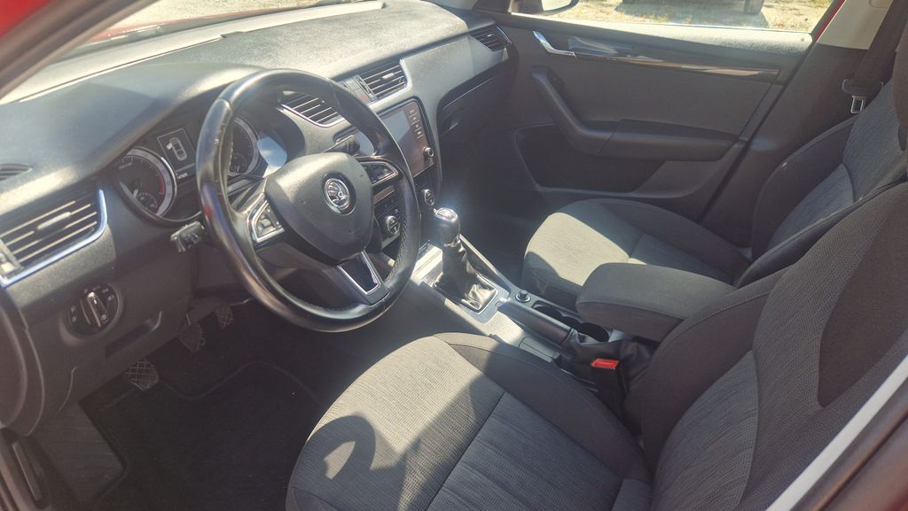 skoda-octavia-1-6-tdi - 7