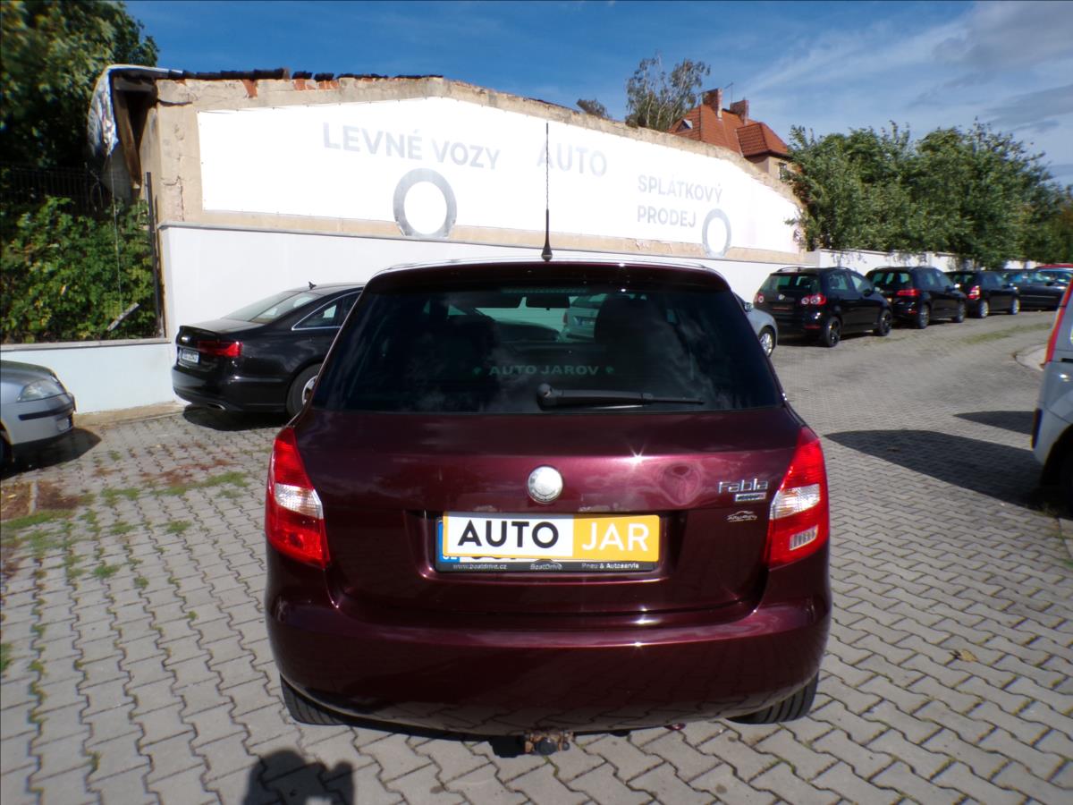 skoda-fabia-1-2-12v-sport - 5