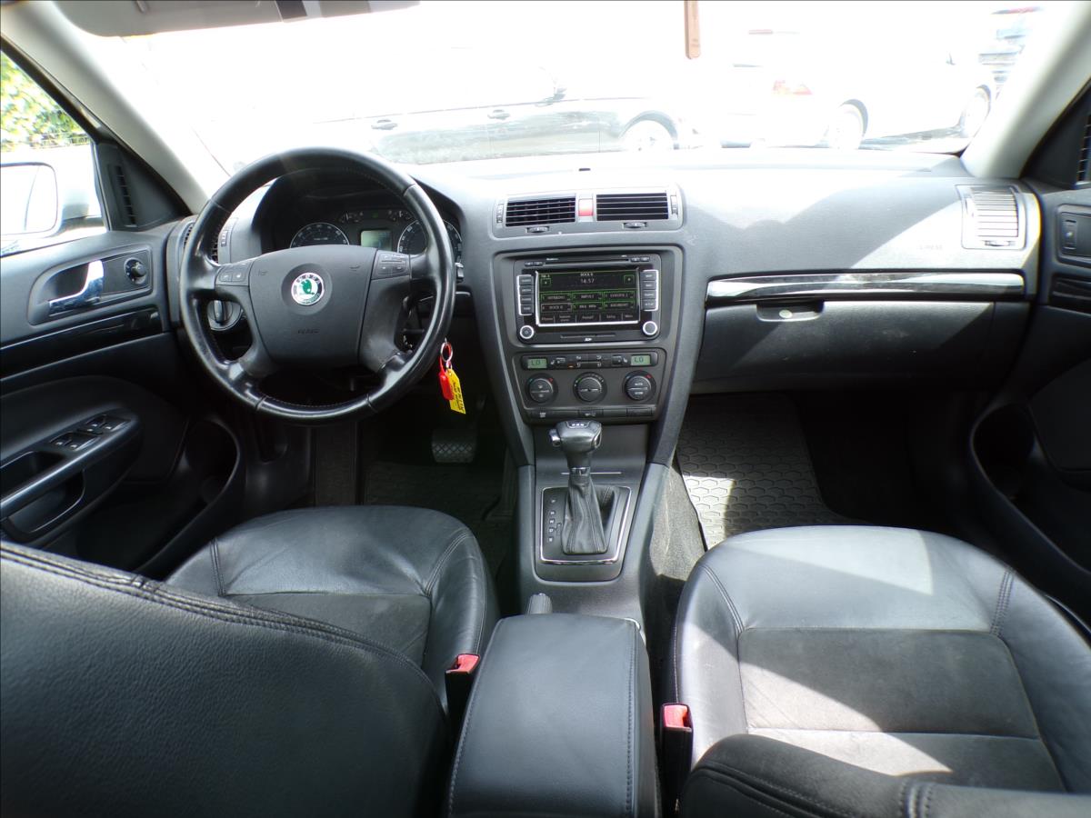 skoda-octavia-2-0-tdi-103kw-dsg-navi-xenony - 6