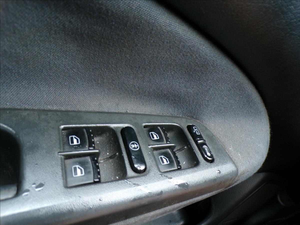 skoda-octavia-1-9-tdi-74kw-4x4-tazne-zarizeni - 8