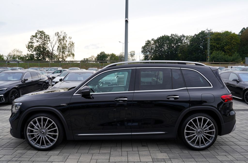 mercedes-benz-glb-glb-35-amg-4matic-310-ps-cr - 2