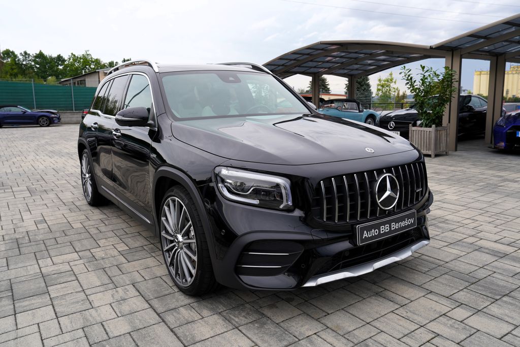 mercedes-benz-glb-glb-35-amg-4matic-310-ps-cr - 7