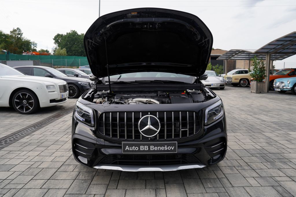 mercedes-benz-glb-glb-35-amg-4matic-310-ps-cr - 8