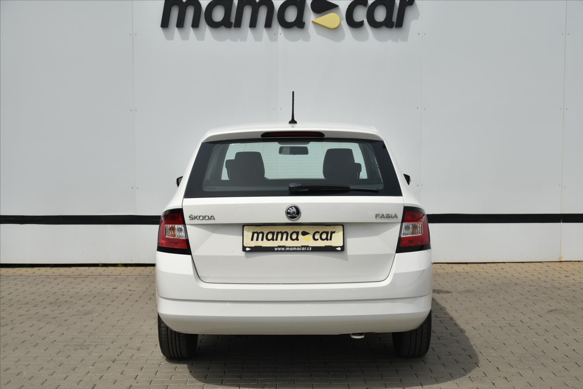 skoda-fabia-1-2-tsi-66kw-ambition-dph-cr - 5
