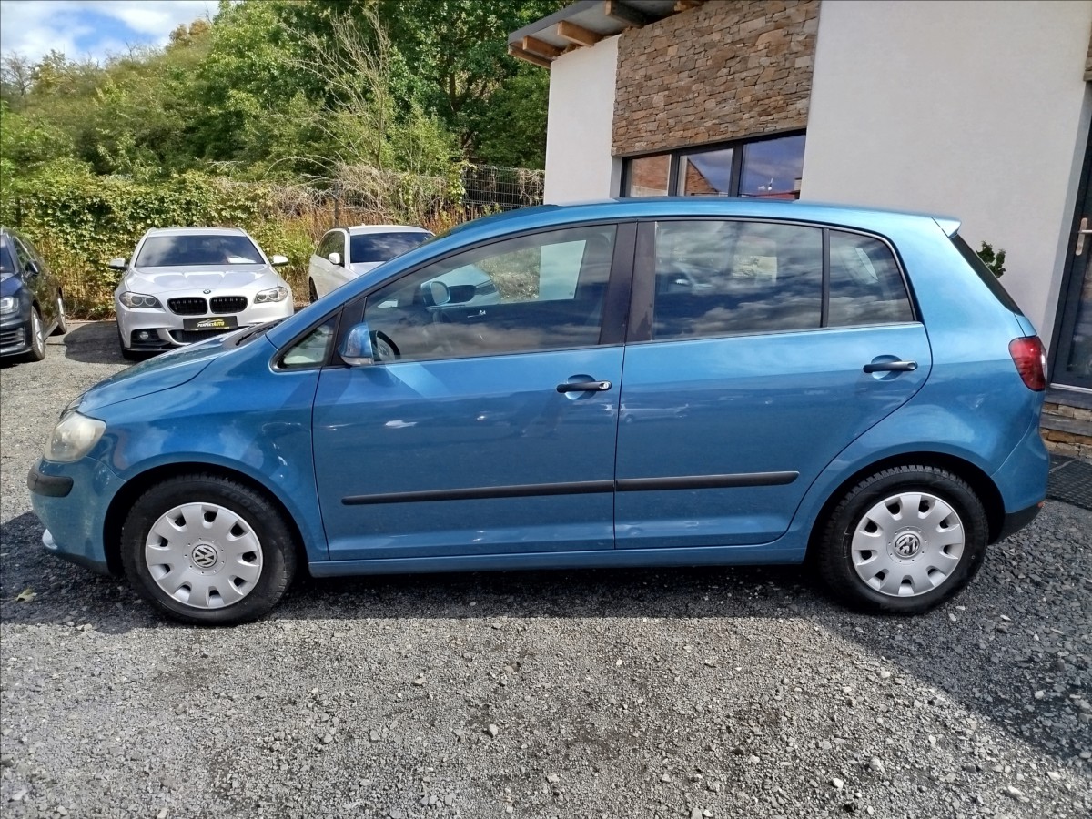 volkswagen-golf-plus-1-4-i-55kw-klimatronic-vyhrev - 2