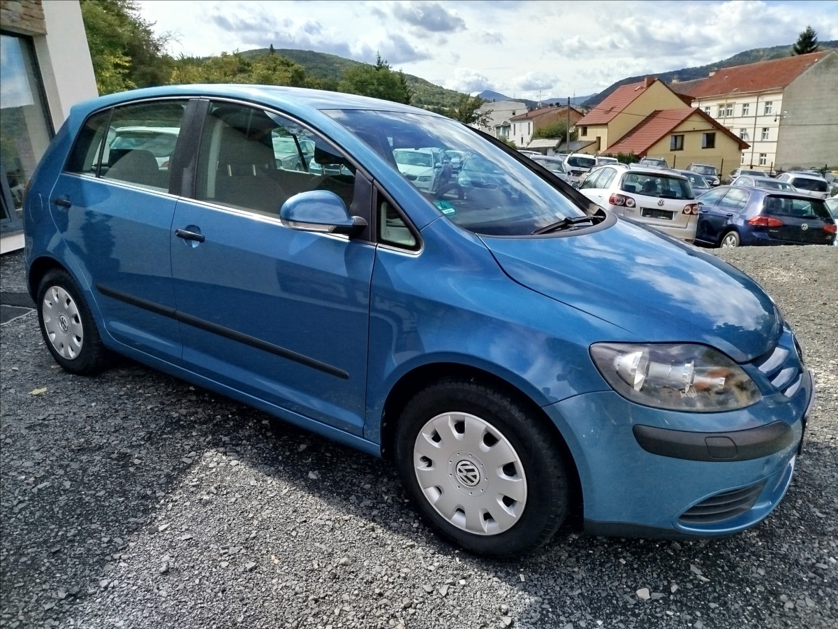 volkswagen-golf-plus-1-4-i-55kw-klimatronic-vyhrev - 7
