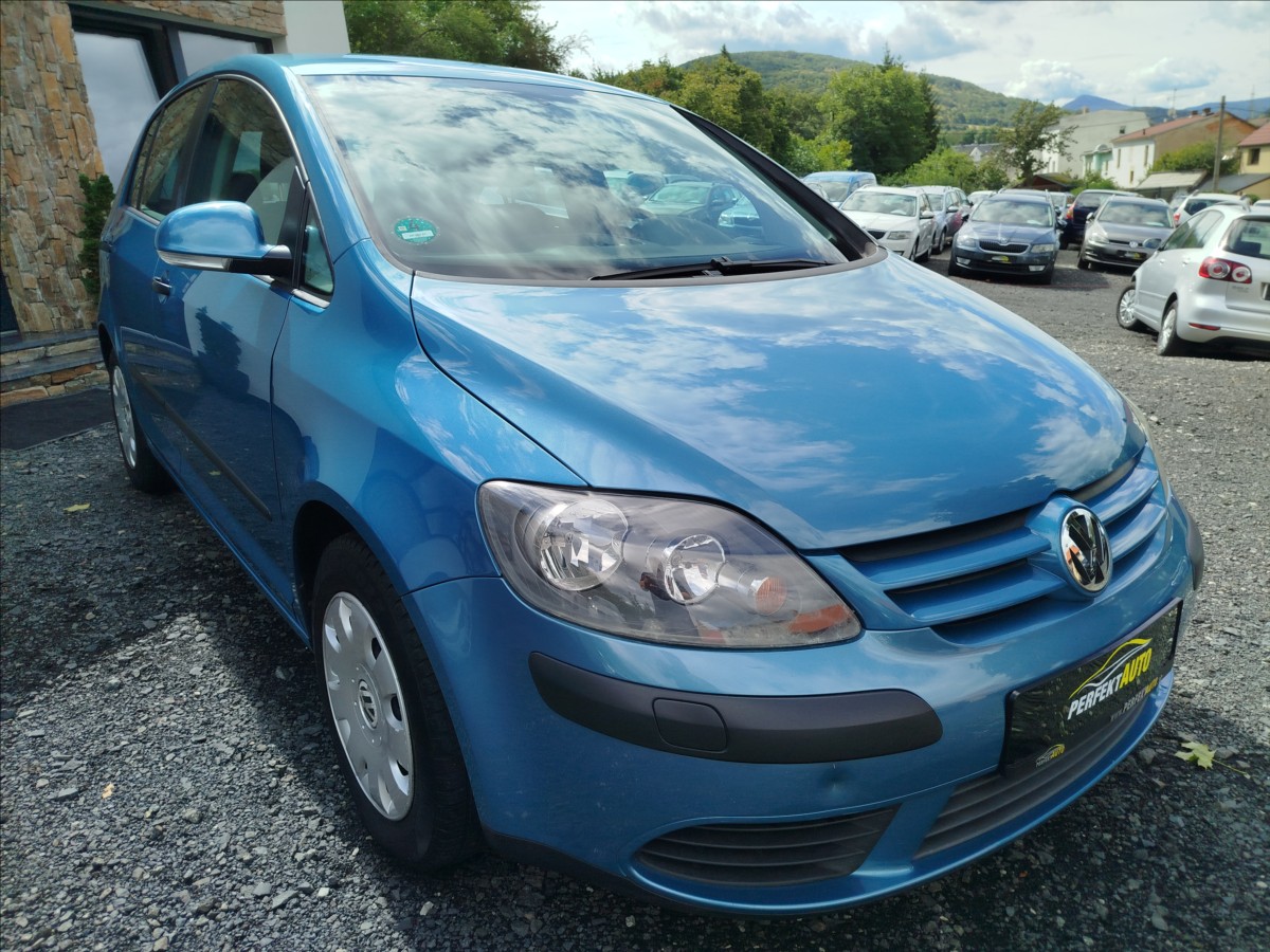 volkswagen-golf-plus-1-4-i-55kw-klimatronic-vyhrev - 8
