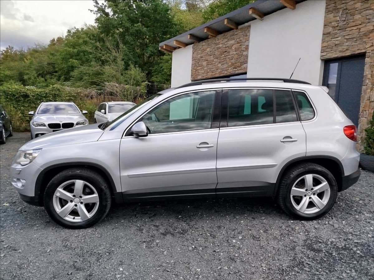volkswagen-tiguan-2-0-tsi-track-field-4motion - 2