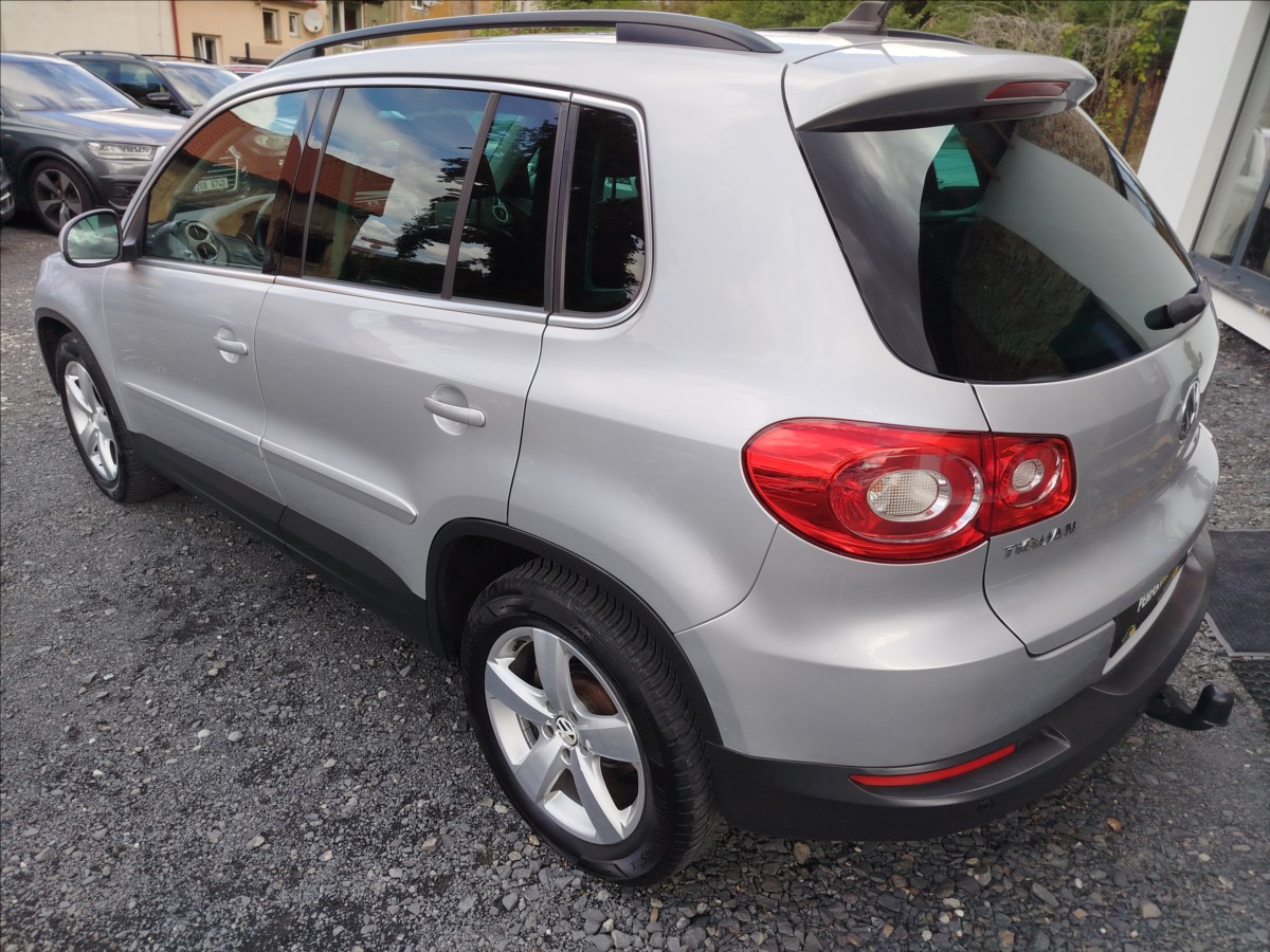 volkswagen-tiguan-2-0-tsi-track-field-4motion - 3