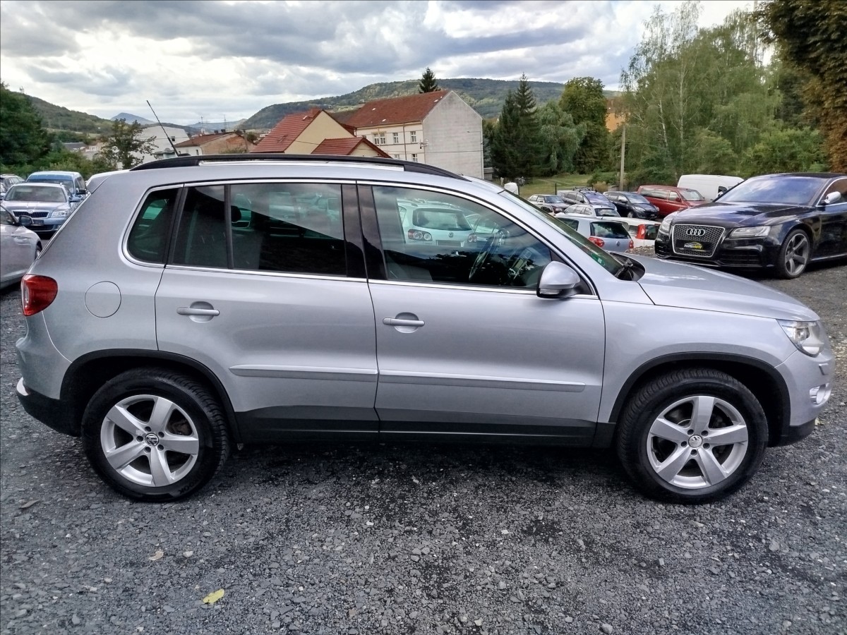 volkswagen-tiguan-2-0-tsi-track-field-4motion - 6