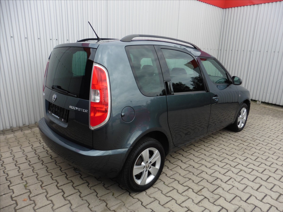 skoda-roomster-1-2-tsi-style-vyhr-sed - 3