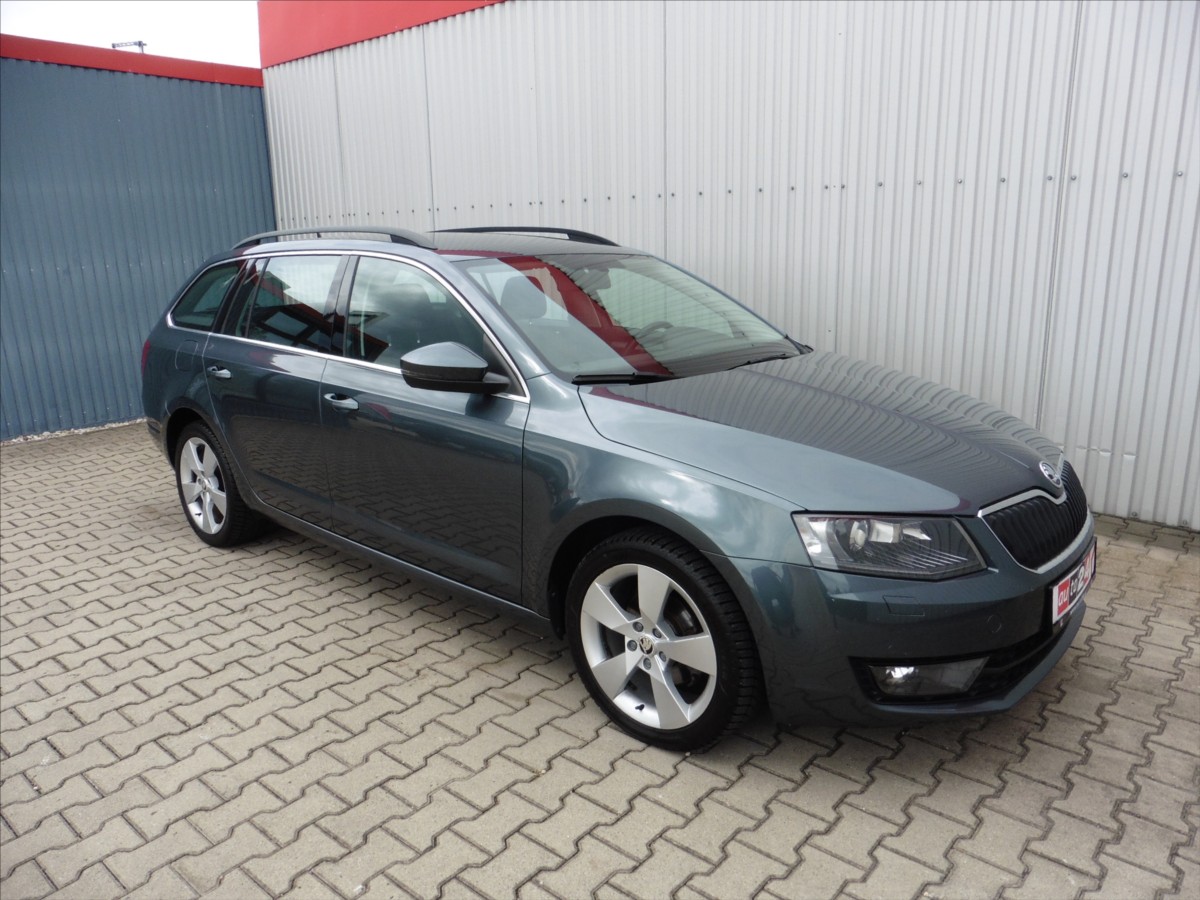 skoda-octavia-1-6-tdi-iii-combi-style - 1