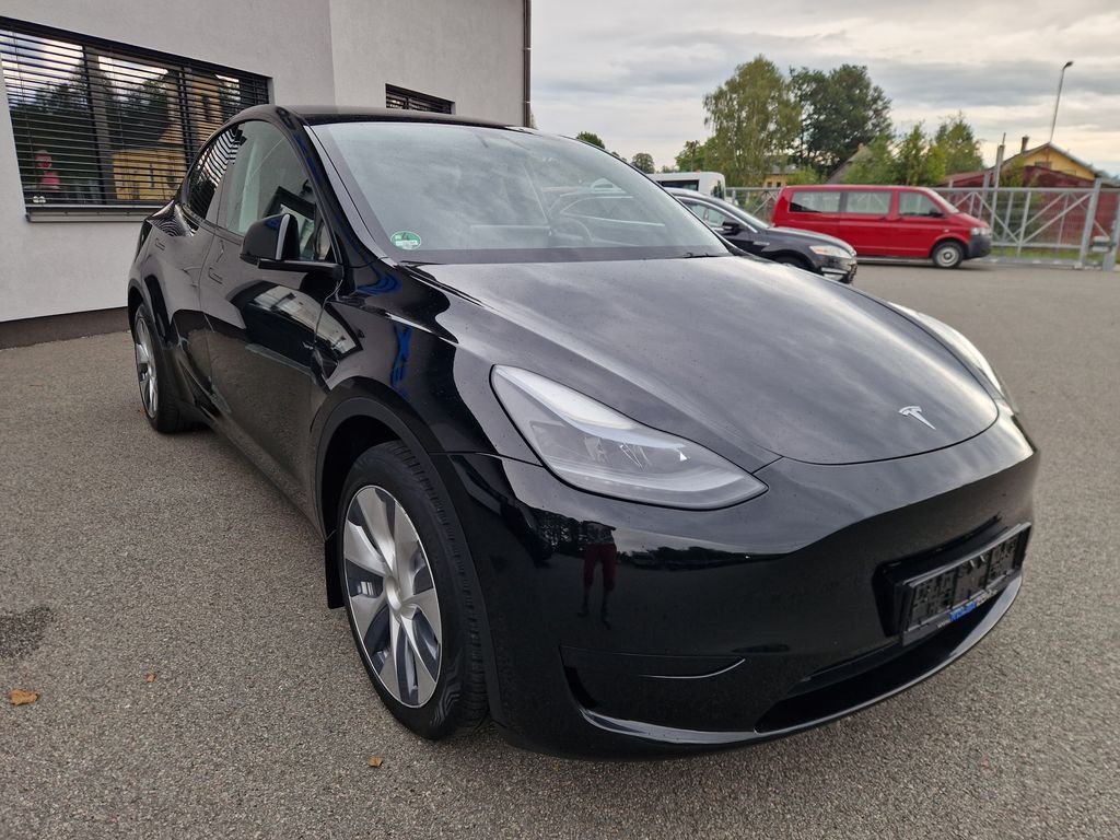 tesla-model-y-rwd-lfp-amd-ryzen-tazne - 6