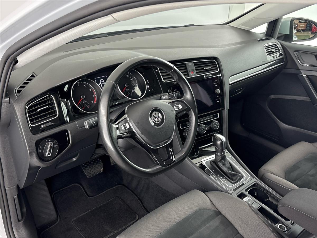 volkswagen-golf-1-4-tsi-highline-7dsg - 5