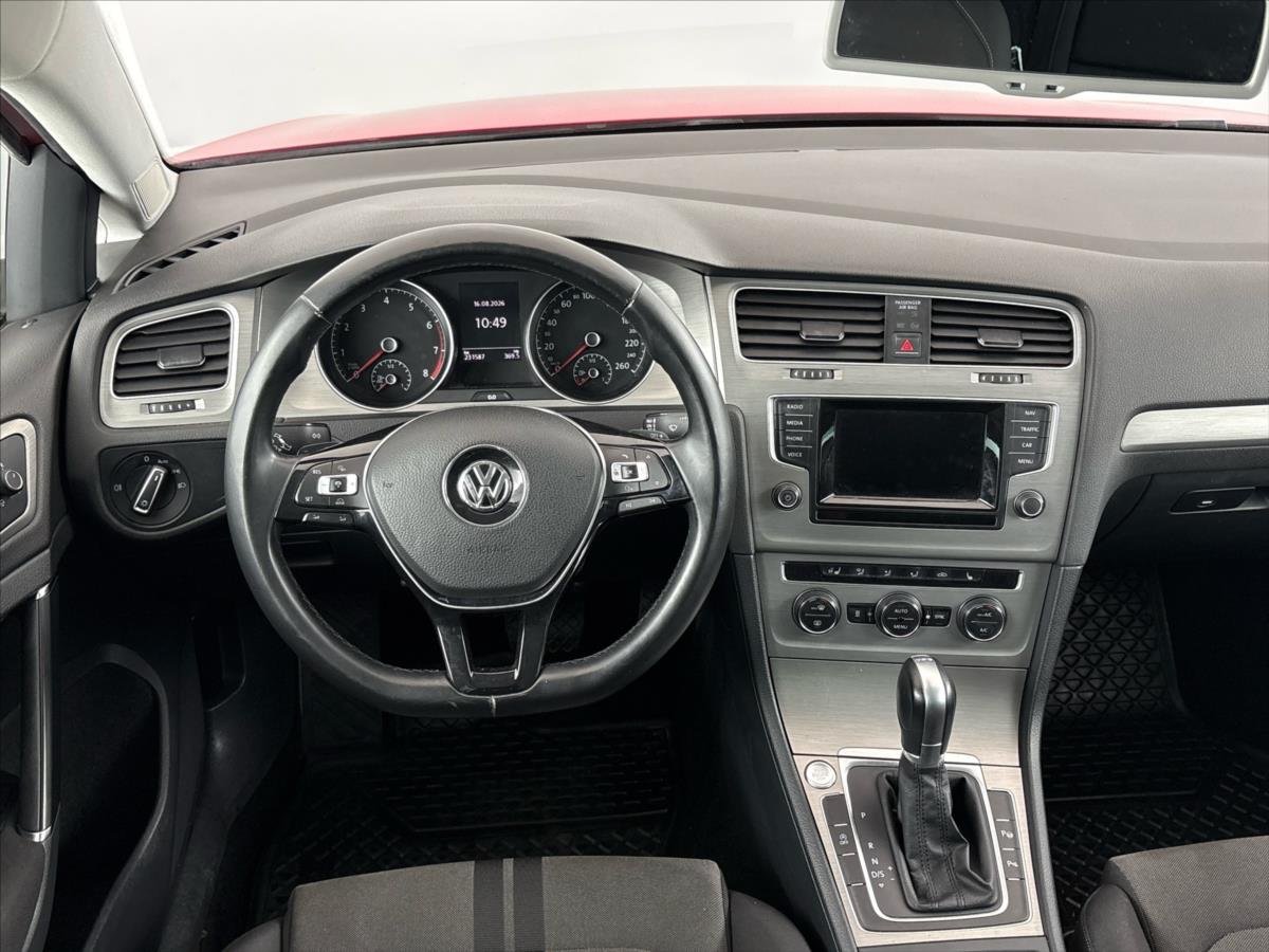 volkswagen-golf-1-4-tgi-comfortline-7dsg - 4