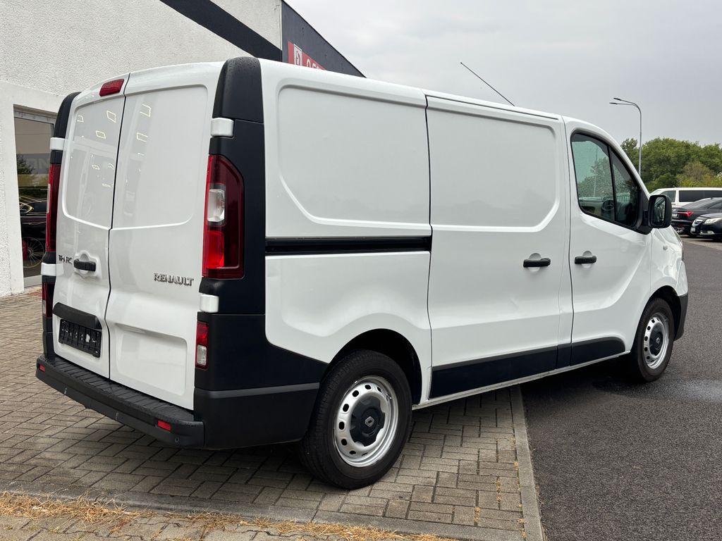 renault-trafic-1-6-dci-66kw-zadni-senzory - 4