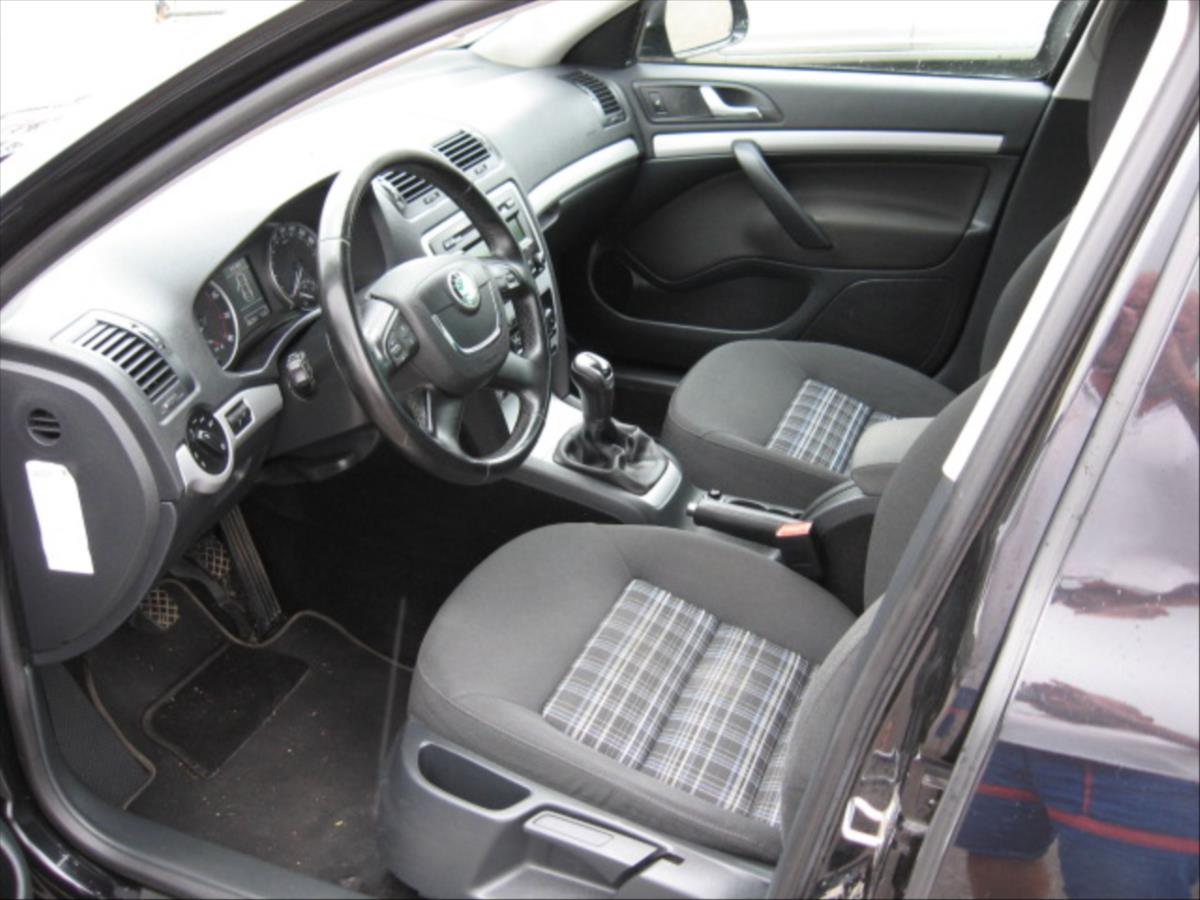 skoda-octavia-1-4-tsi - 6