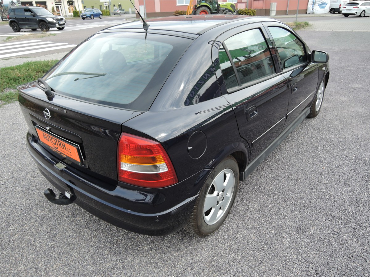 opel-astra-1-4-i-elegance-digi-klima-top - 5