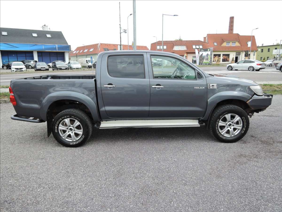 toyota-hilux-3-0-d-4d-aut-offroad-arb-navi - 4