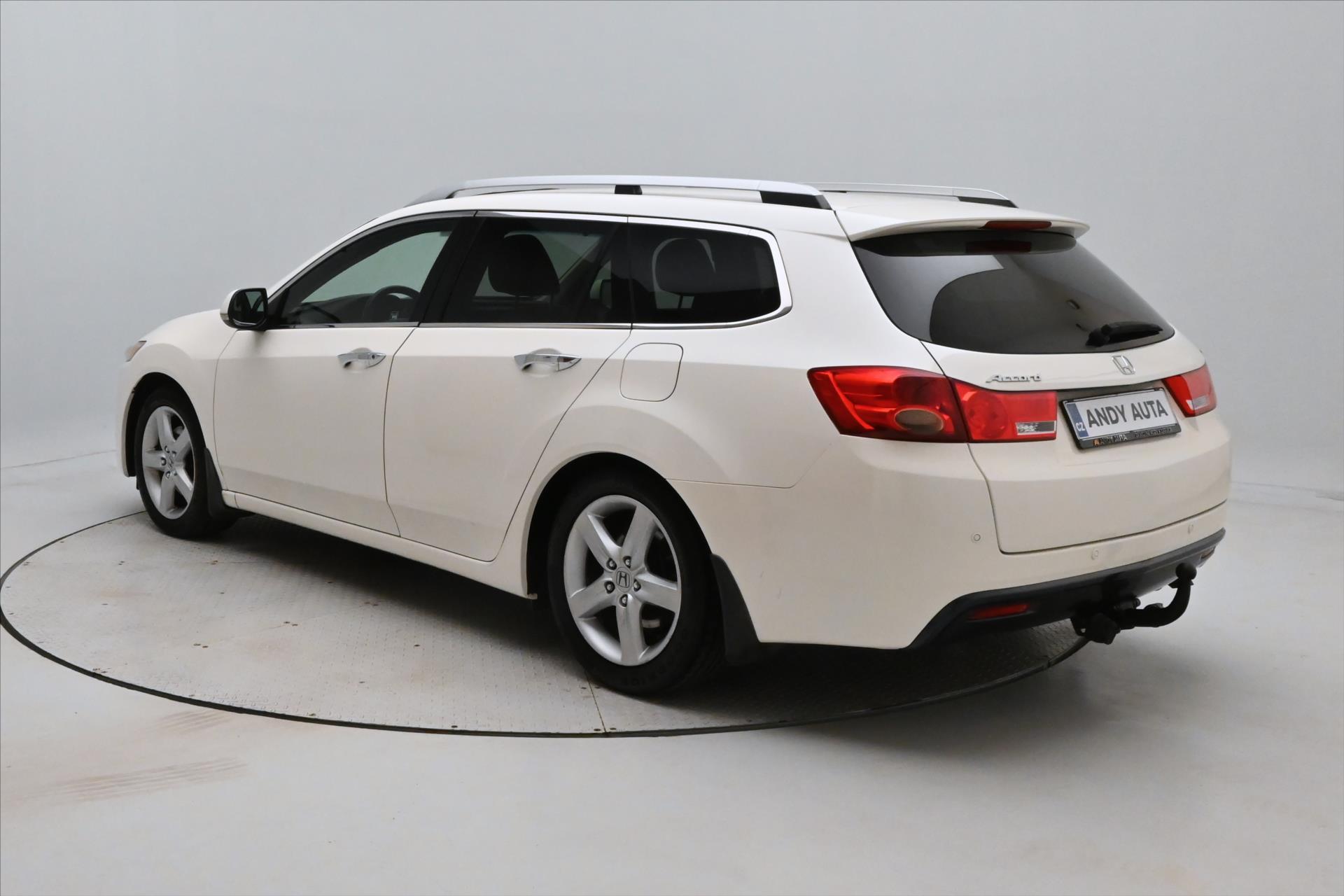 honda-accord-2-2-i-dtec-110kw-manual - 6