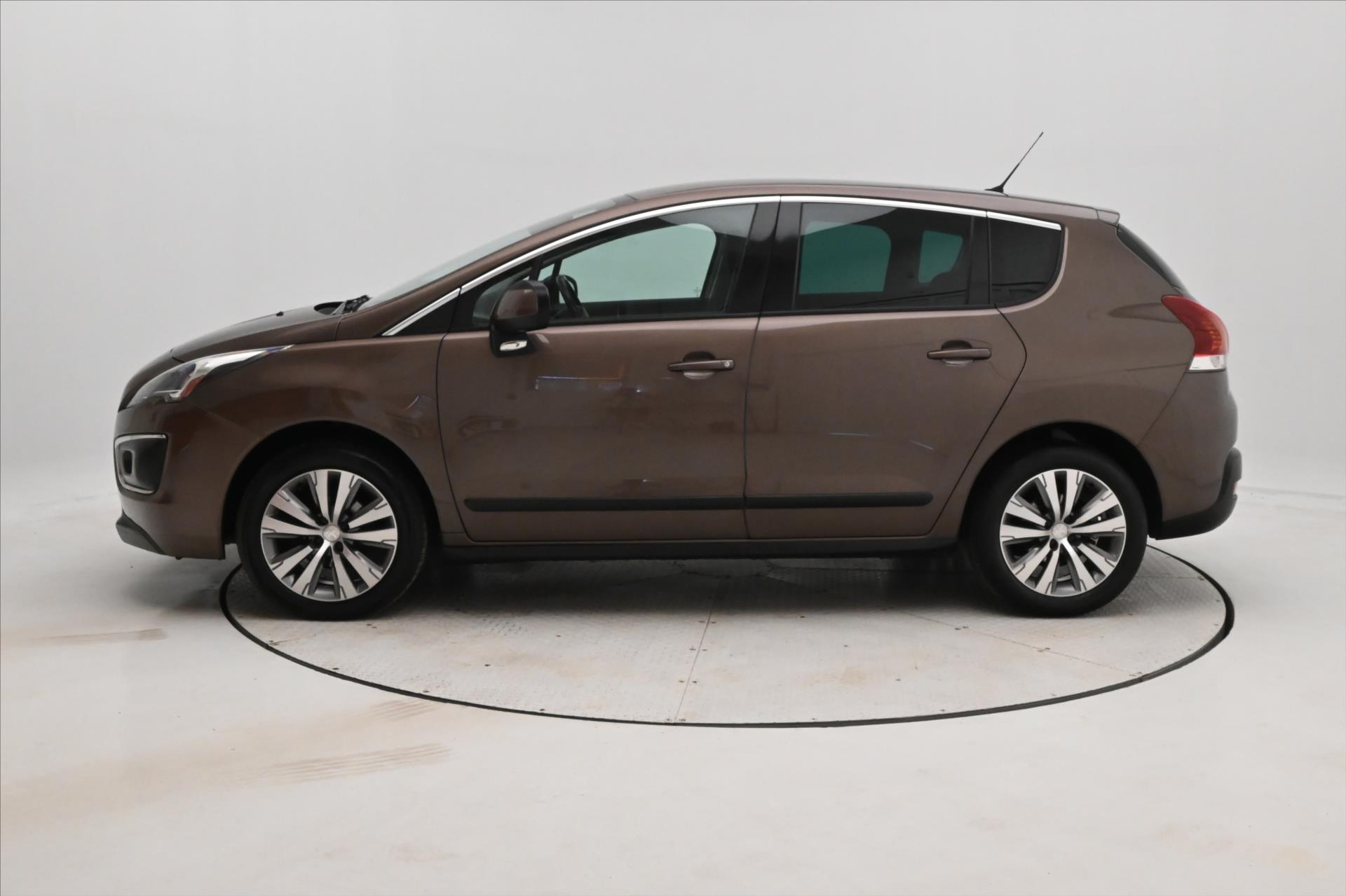 peugeot-3008-1-6-hdi-88-kw-at-tazne-zaruka-az-5-let - 7