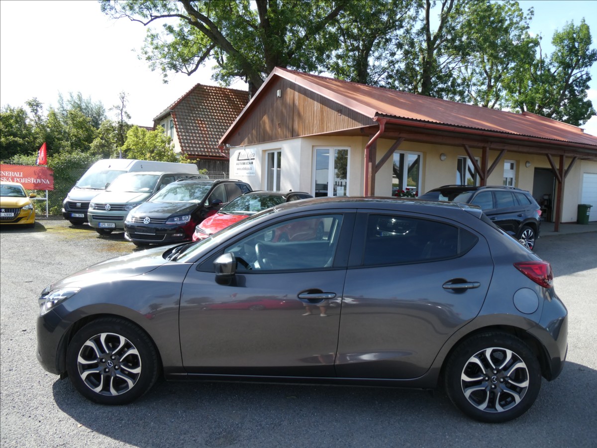 mazda-2-1-5-skyactiv-66kw-2xkola-navigace - 5