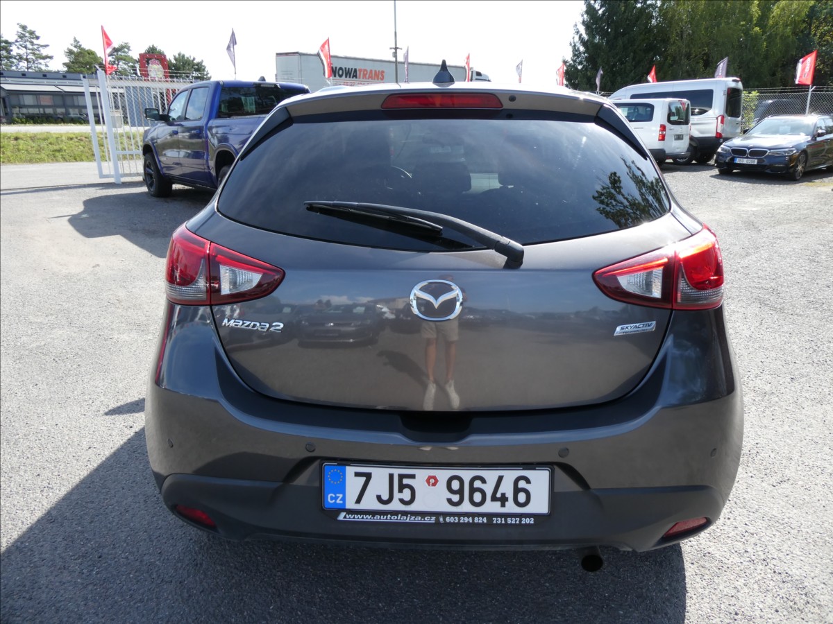 mazda-2-1-5-skyactiv-66kw-2xkola-navigace - 7
