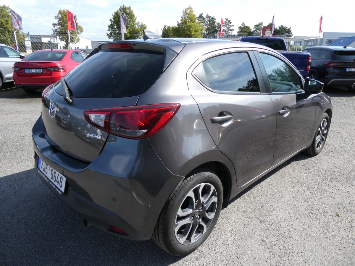 mazda-2-1-5-skyactiv-66kw-2xkola-navigace - 8