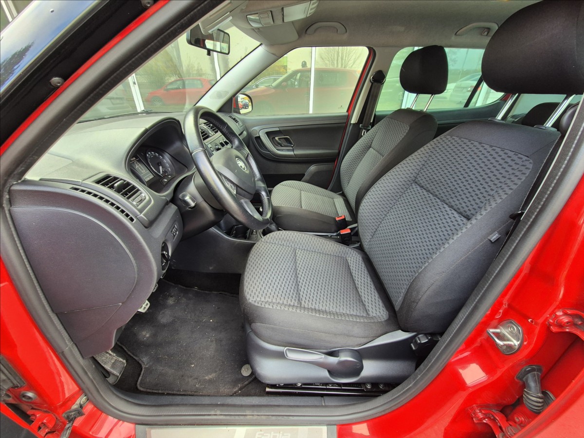skoda-fabia-1-2tsi-alu-2-x-sady-pneu - 9
