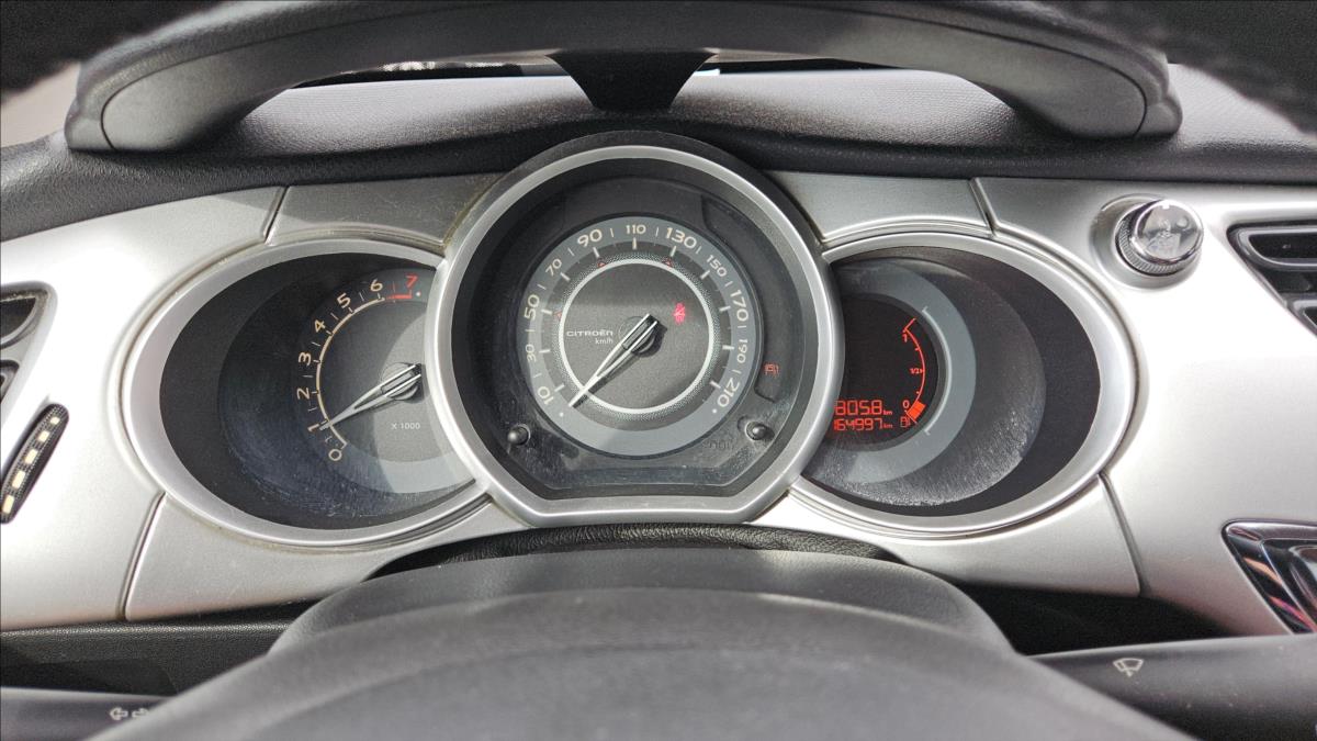 citroen-c3-1-1-8v-44-kw - 9