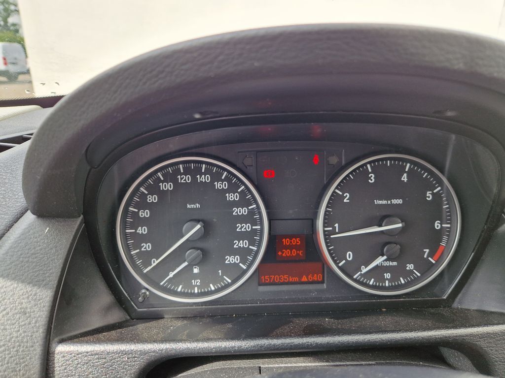 bmw-x1-2-0i-110kw-sdrive - 9