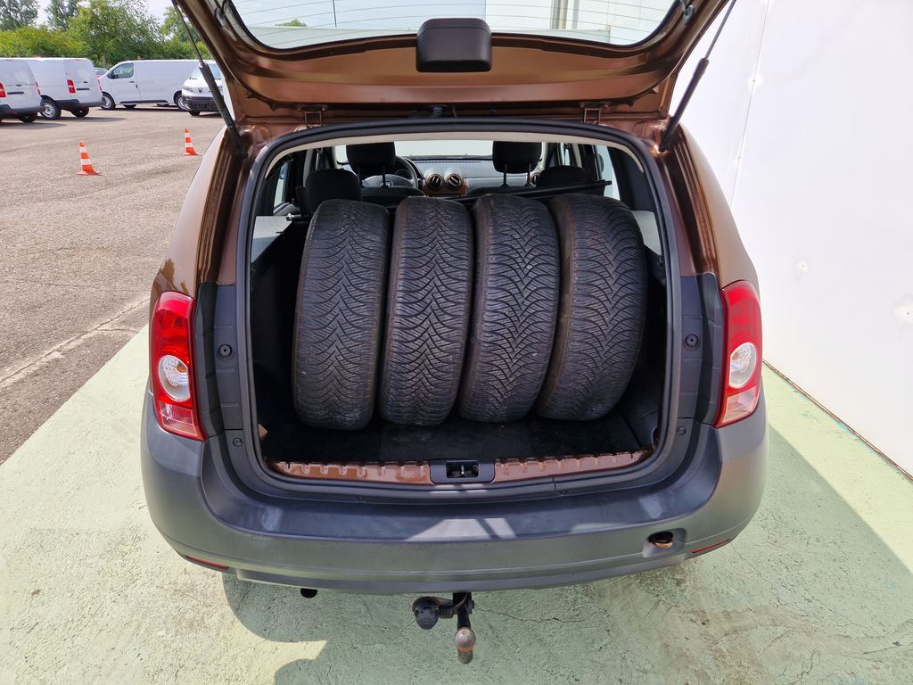 dacia-duster-1-5dci-66kw-klima-tazne - 8